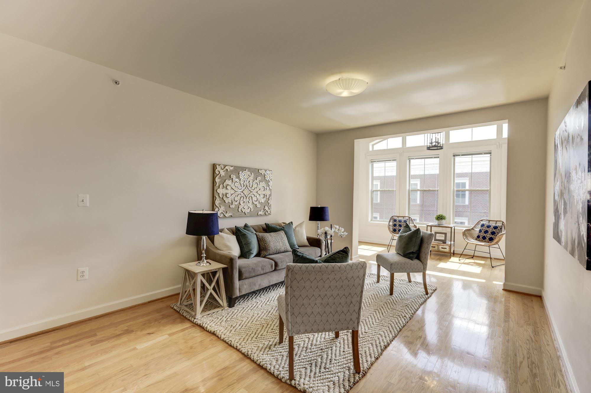 HARBOR POINT WEST CONDO - Residential