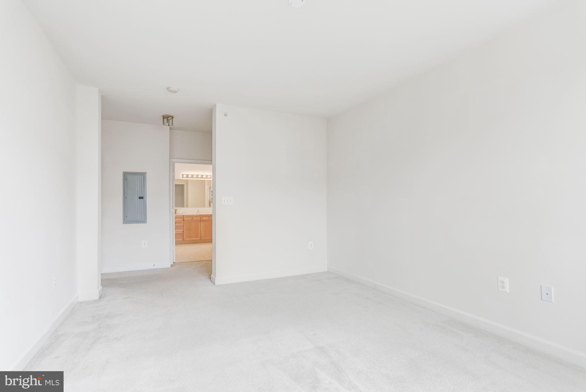 HARBOR POINT WEST CONDO - Residential