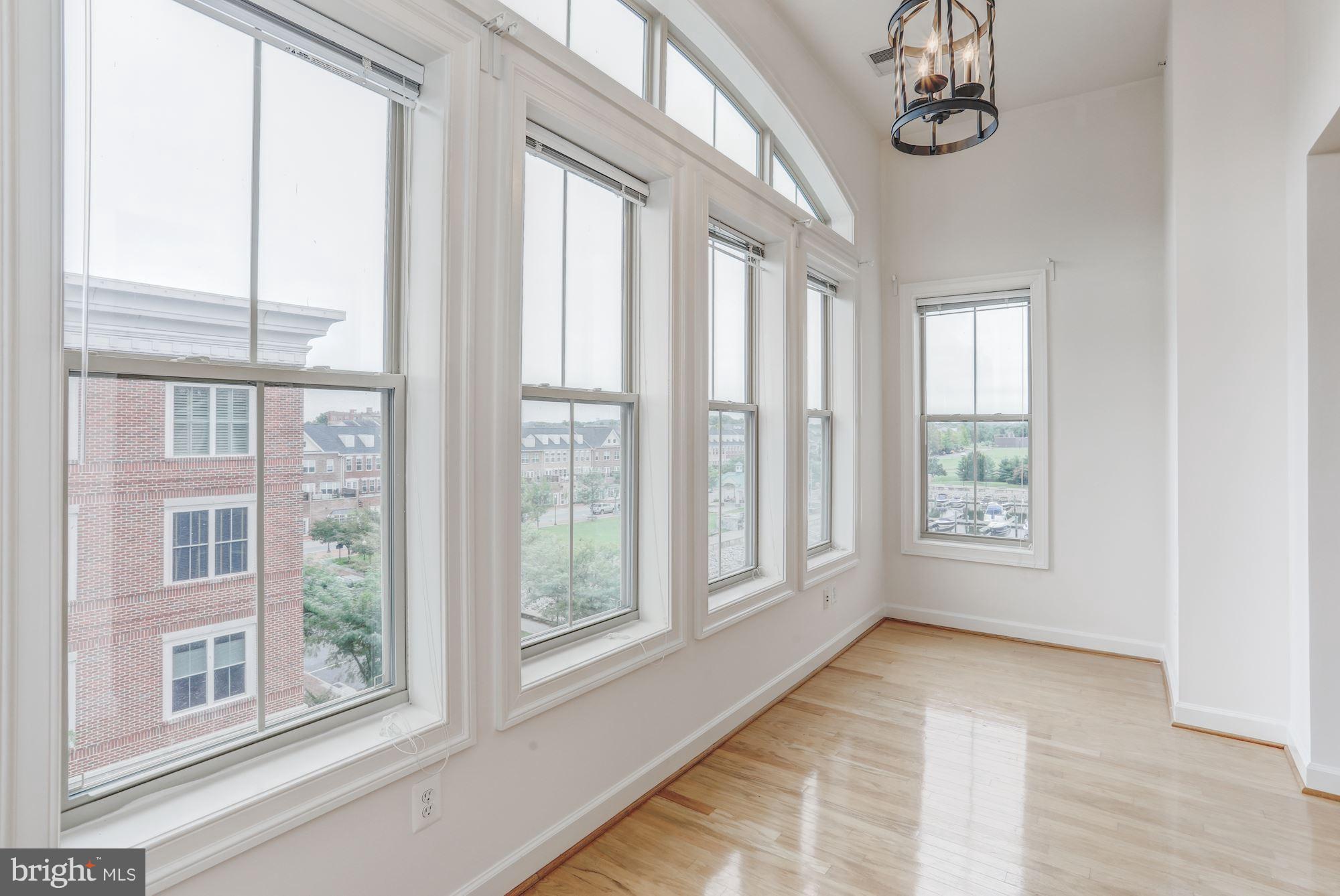 HARBOR POINT WEST CONDO - Residential