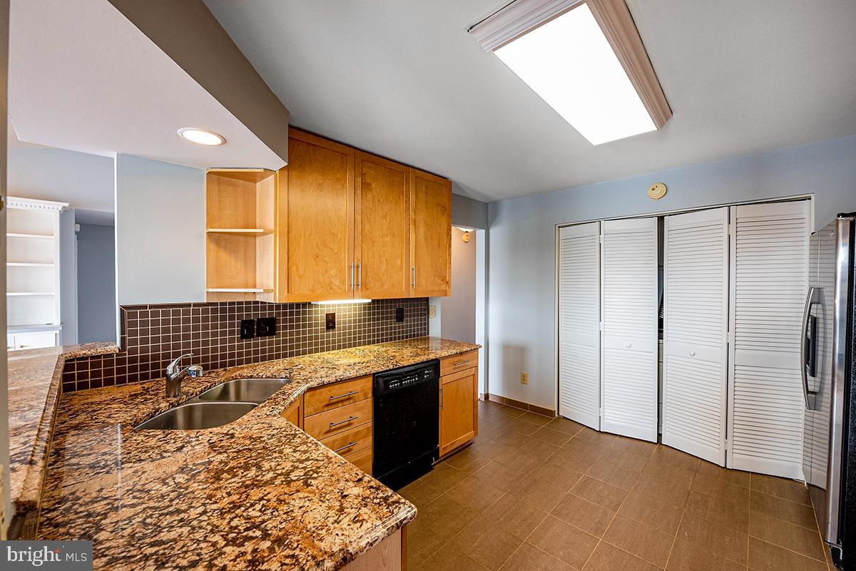 PINE CONE HARBOR - Residential