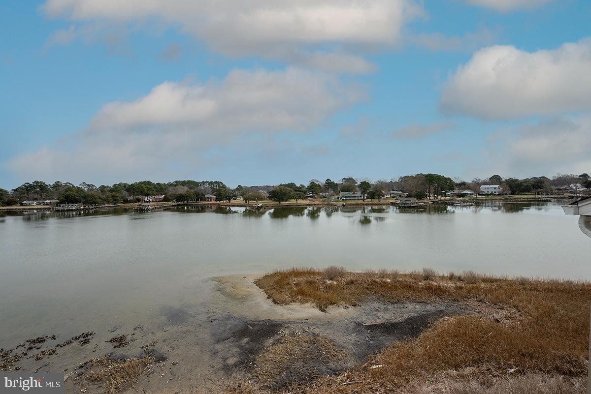 PINE CONE HARBOR - Residential