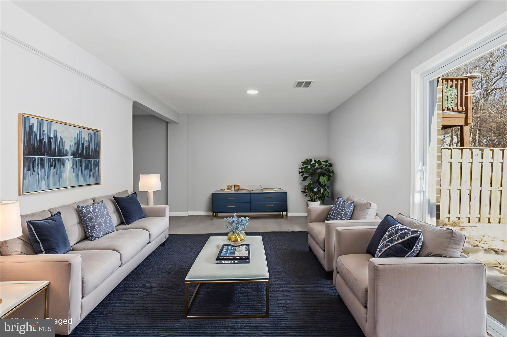 BURKE STATION SQUARE - Residential