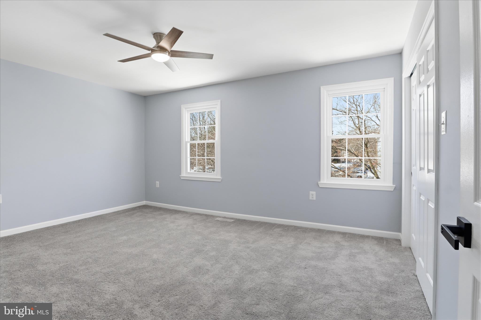 BURKE STATION SQUARE - Residential