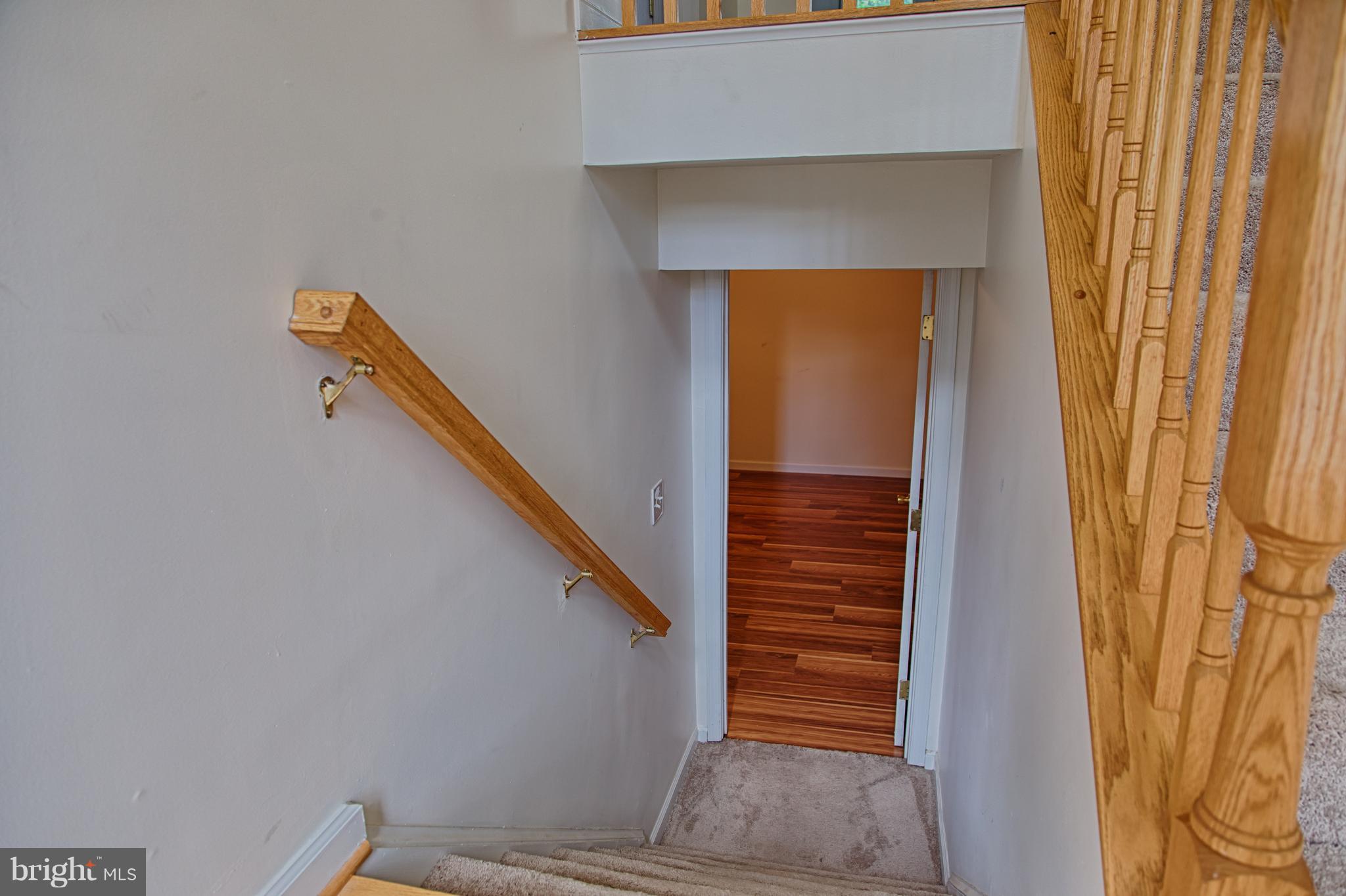 LAUREL RIDGE - Residential