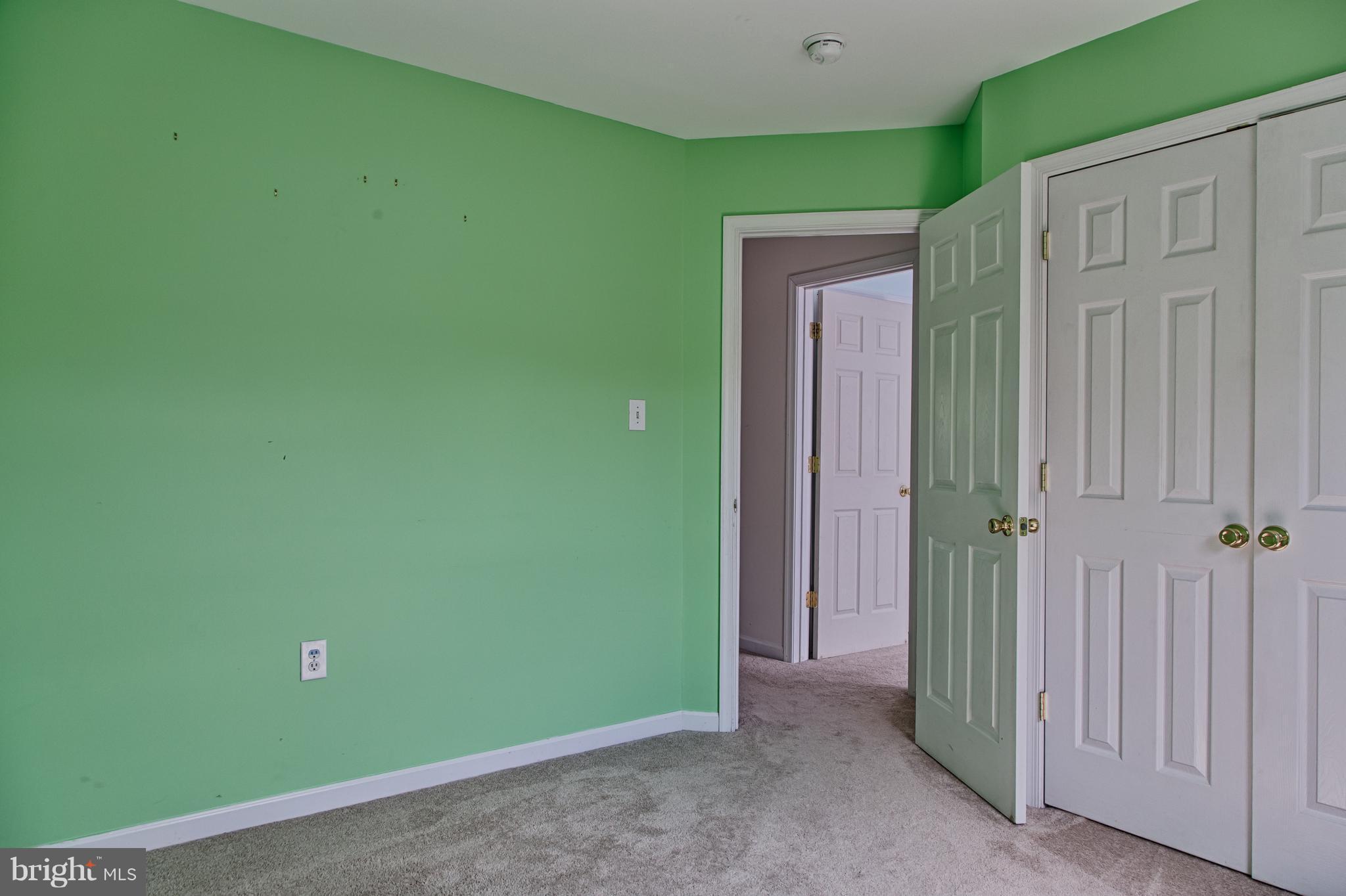 LAUREL RIDGE - Residential