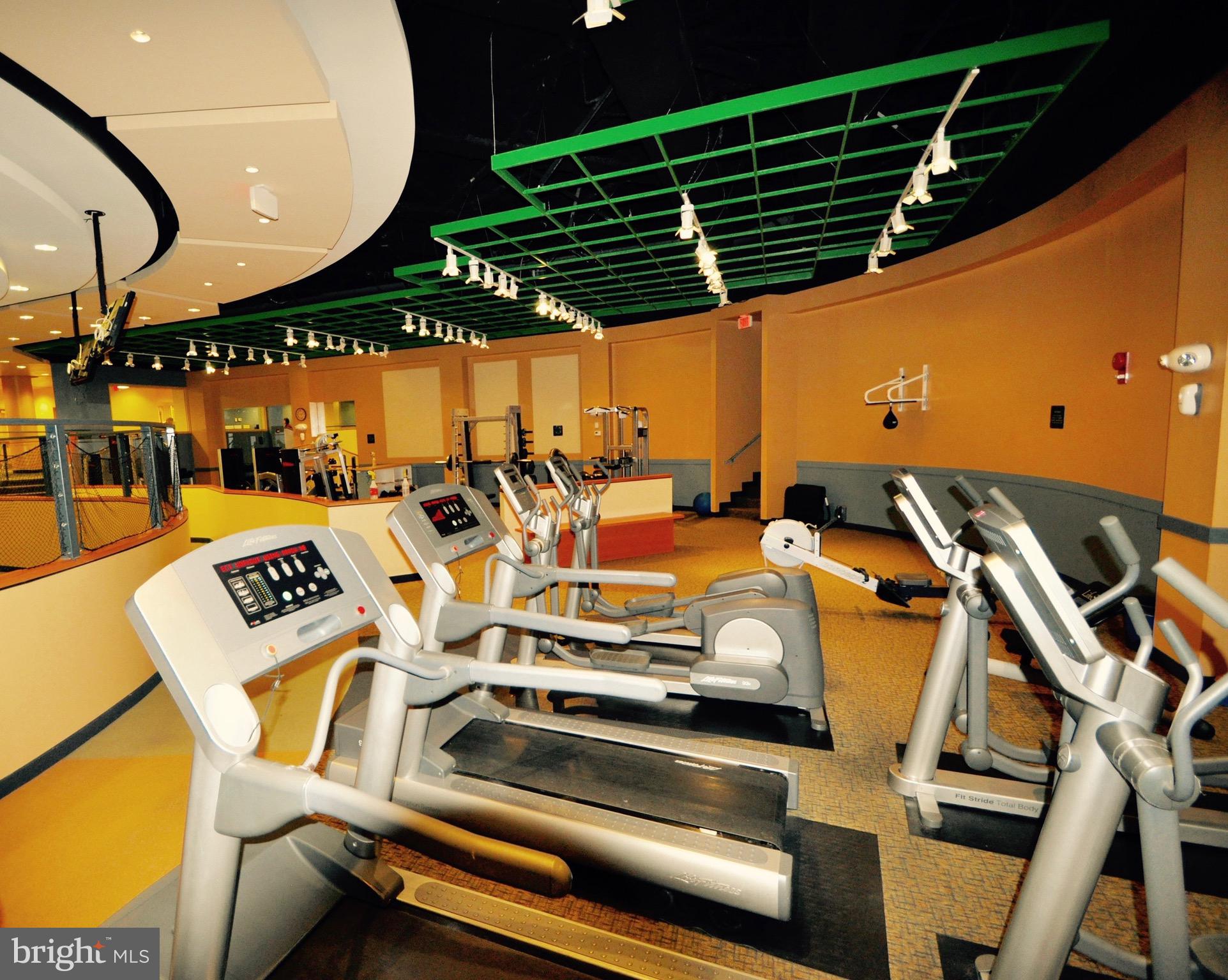 RIVER PLACE - Residential