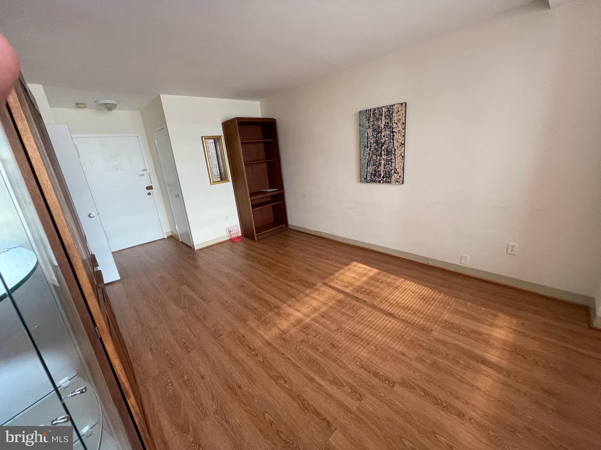 RIVER PLACE - Residential