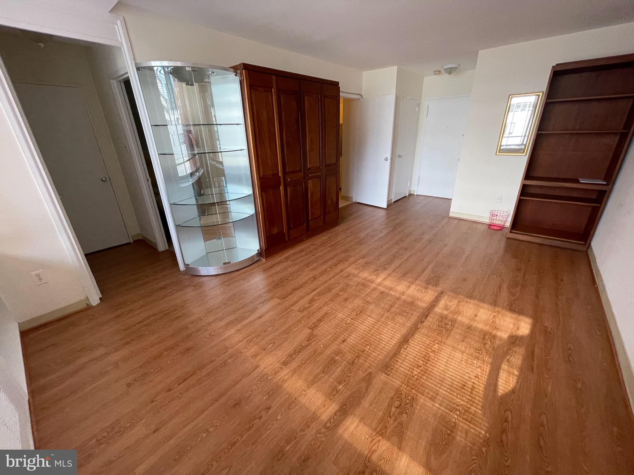 RIVER PLACE - Residential