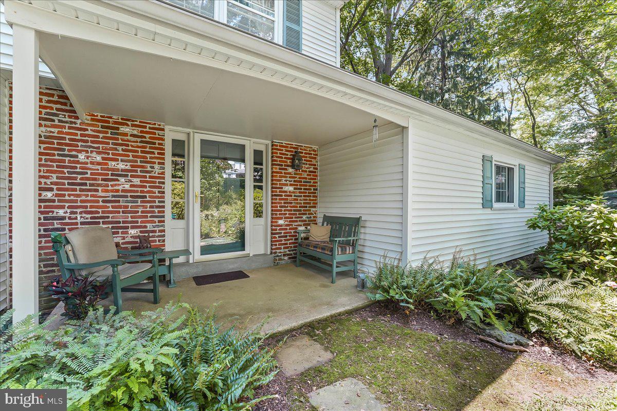34 STIRLING WAY