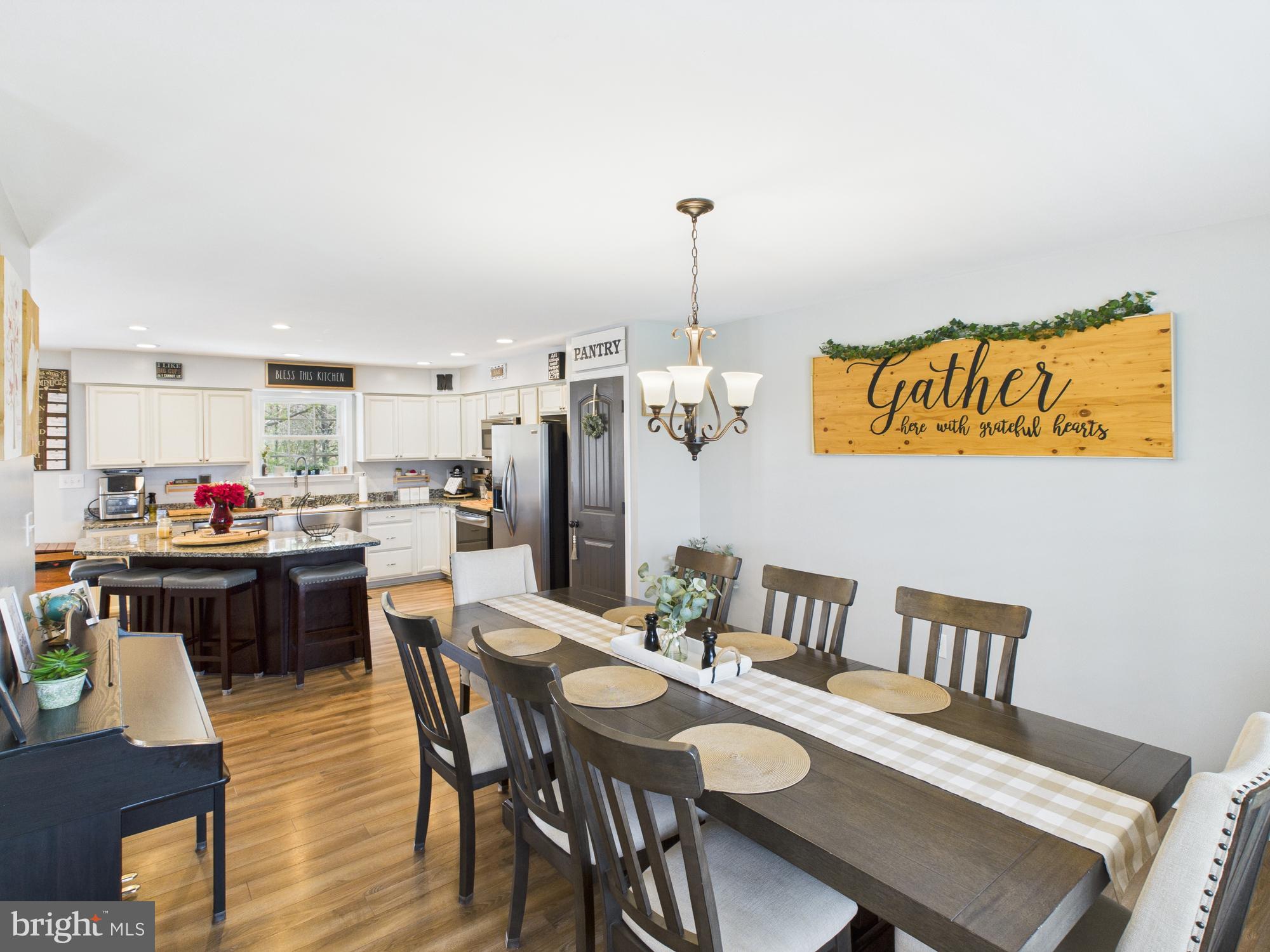 CLIFTON HILLS - Residential