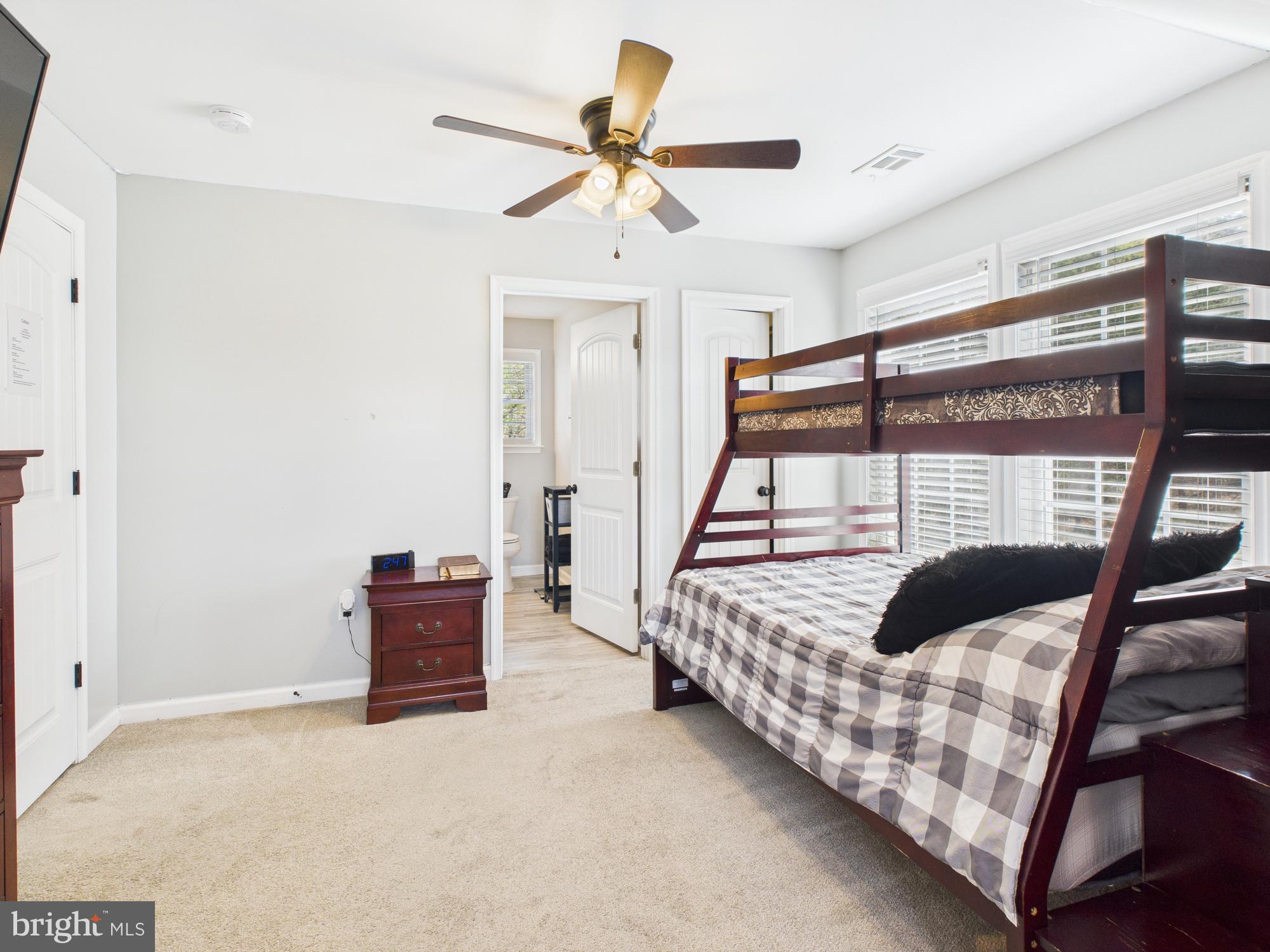 CLIFTON HILLS - Residential