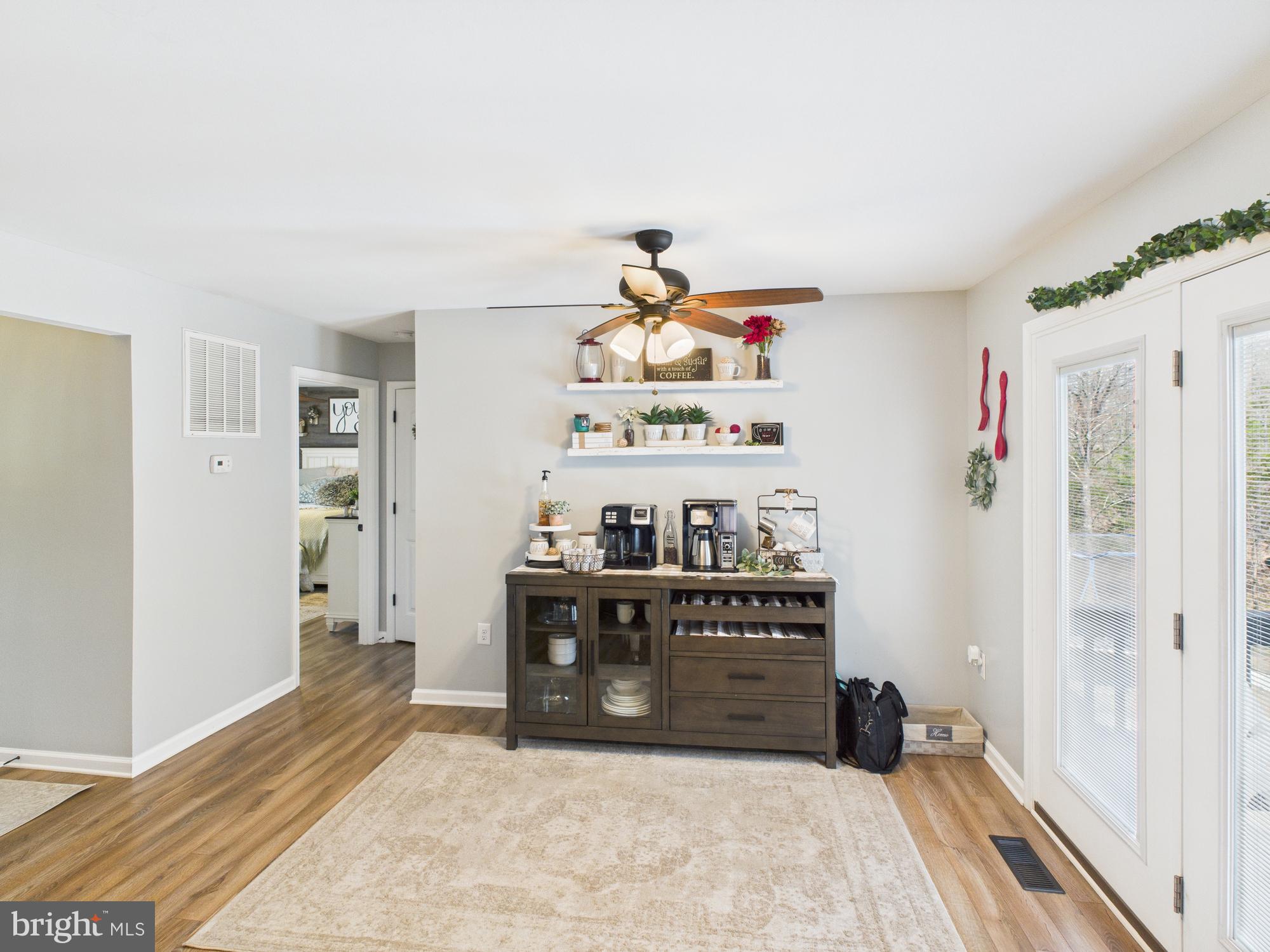 CLIFTON HILLS - Residential