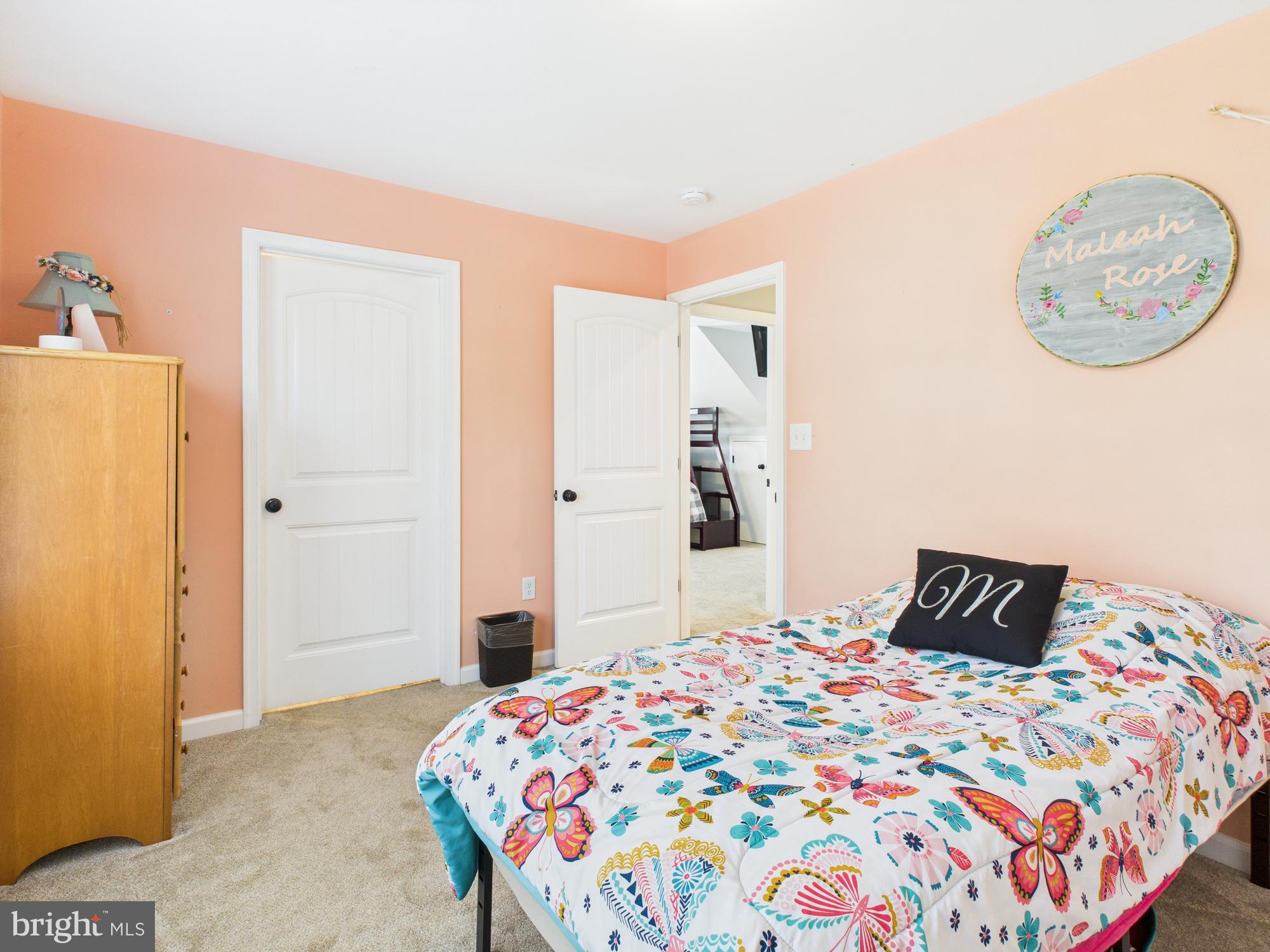 CLIFTON HILLS - Residential