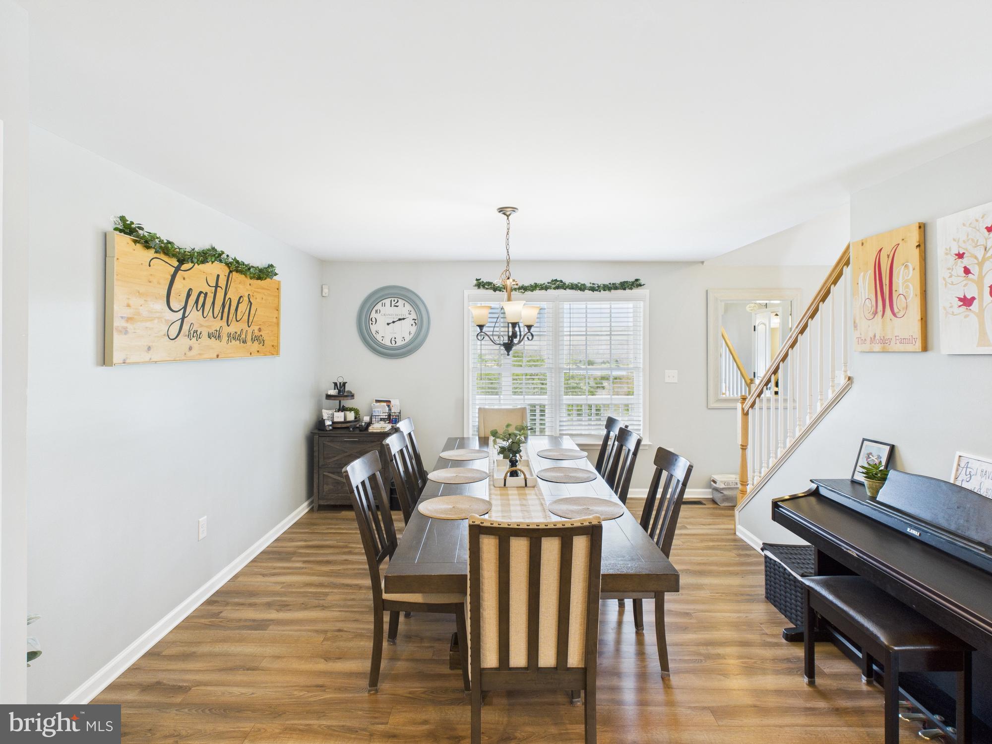 CLIFTON HILLS - Residential