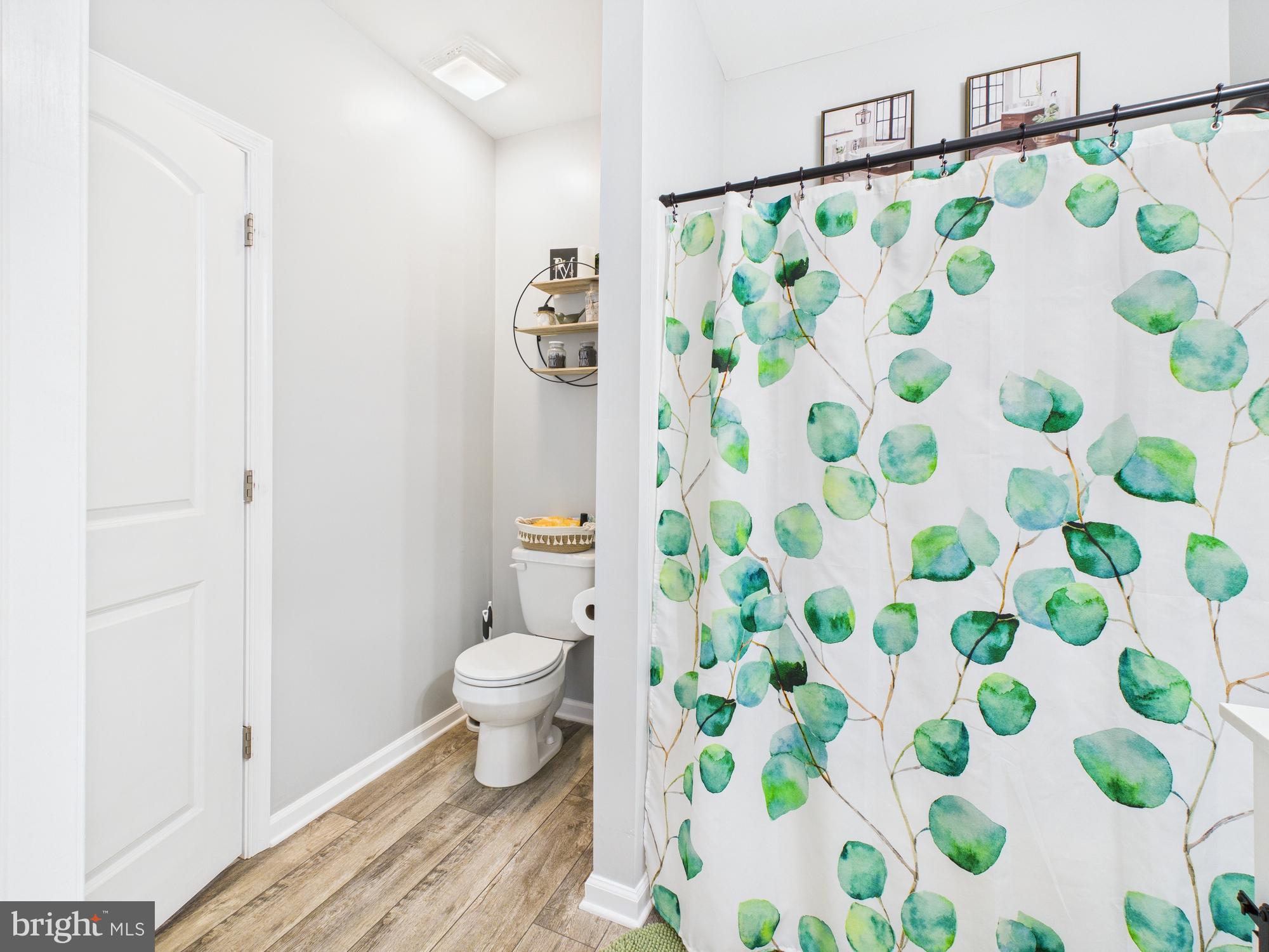 CLIFTON HILLS - Residential