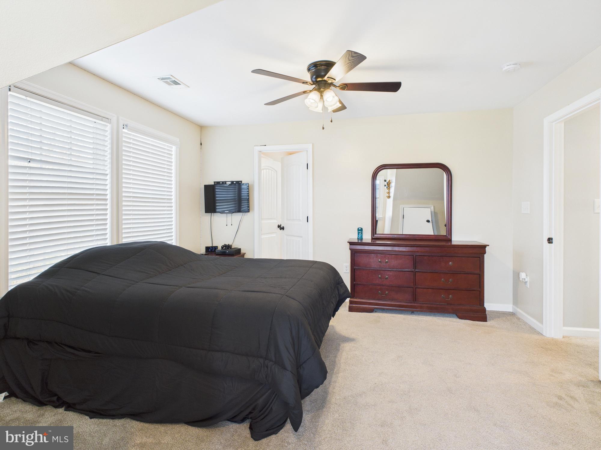 CLIFTON HILLS - Residential