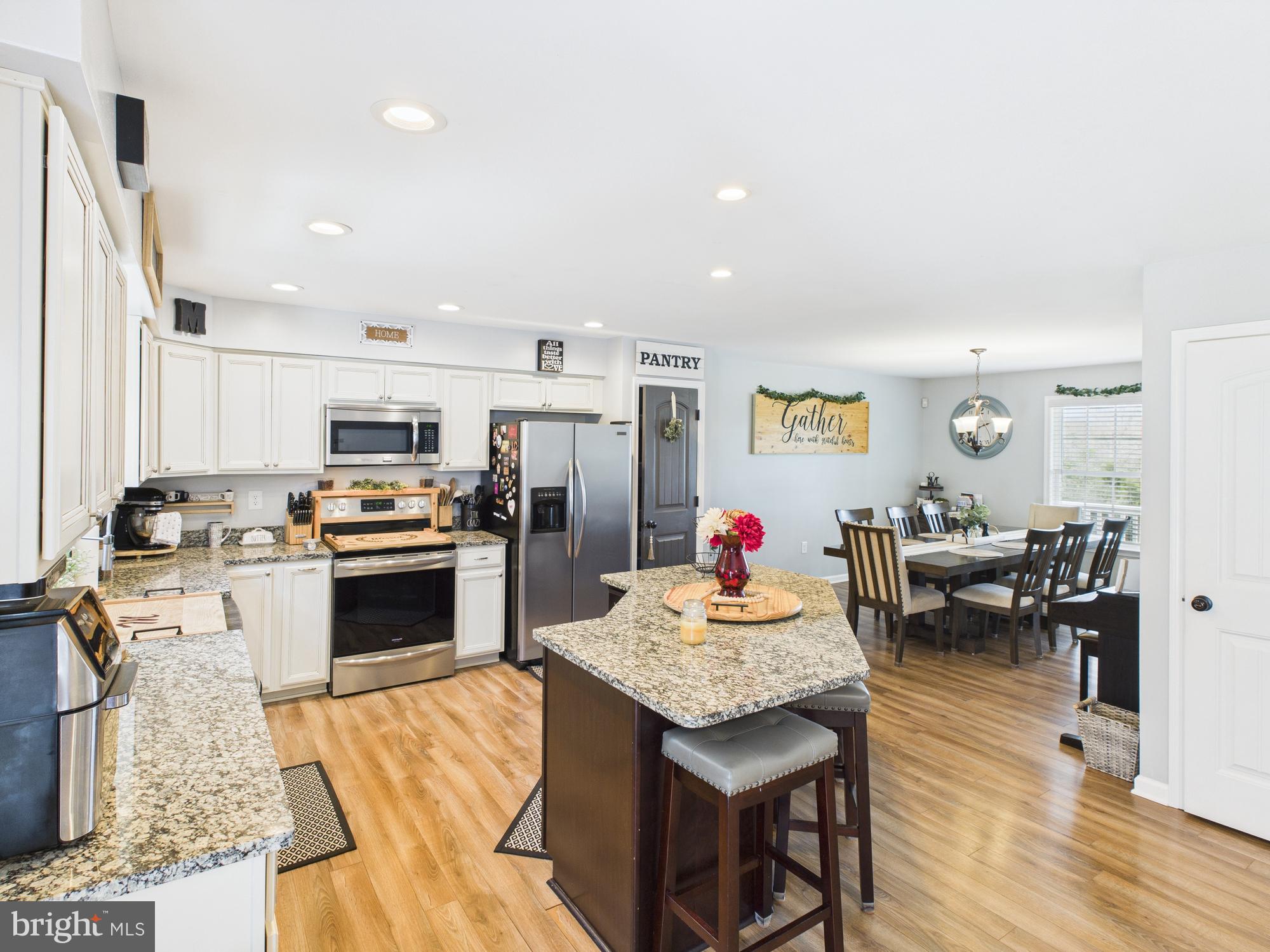 CLIFTON HILLS - Residential