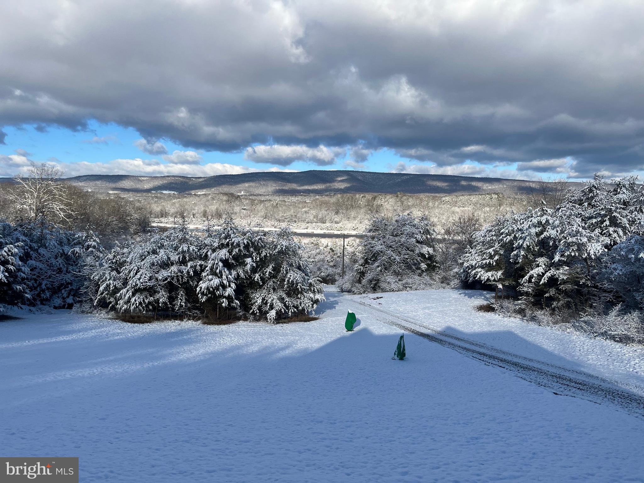 CLIFTON HILLS - Residential