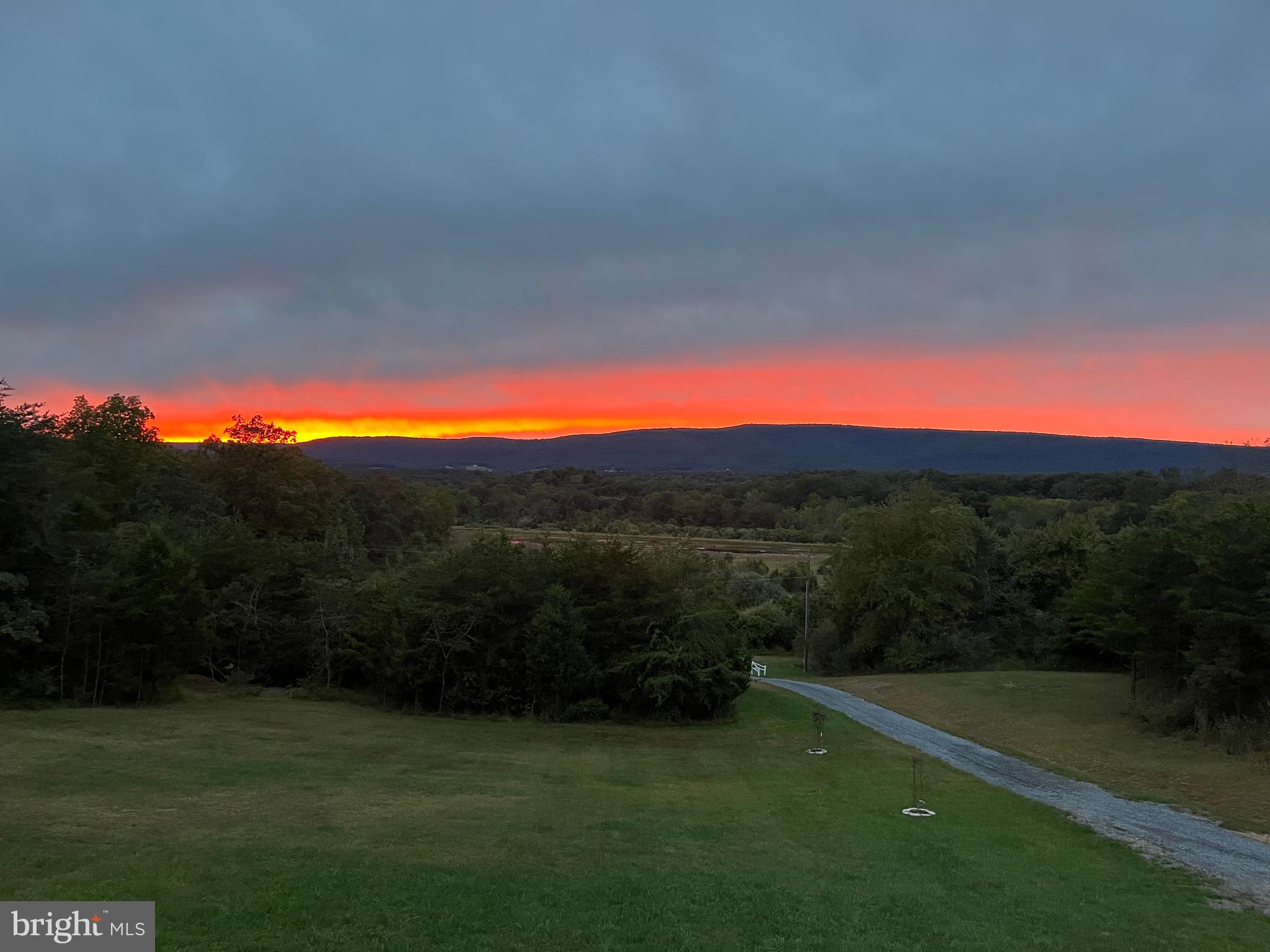 CLIFTON HILLS - Residential