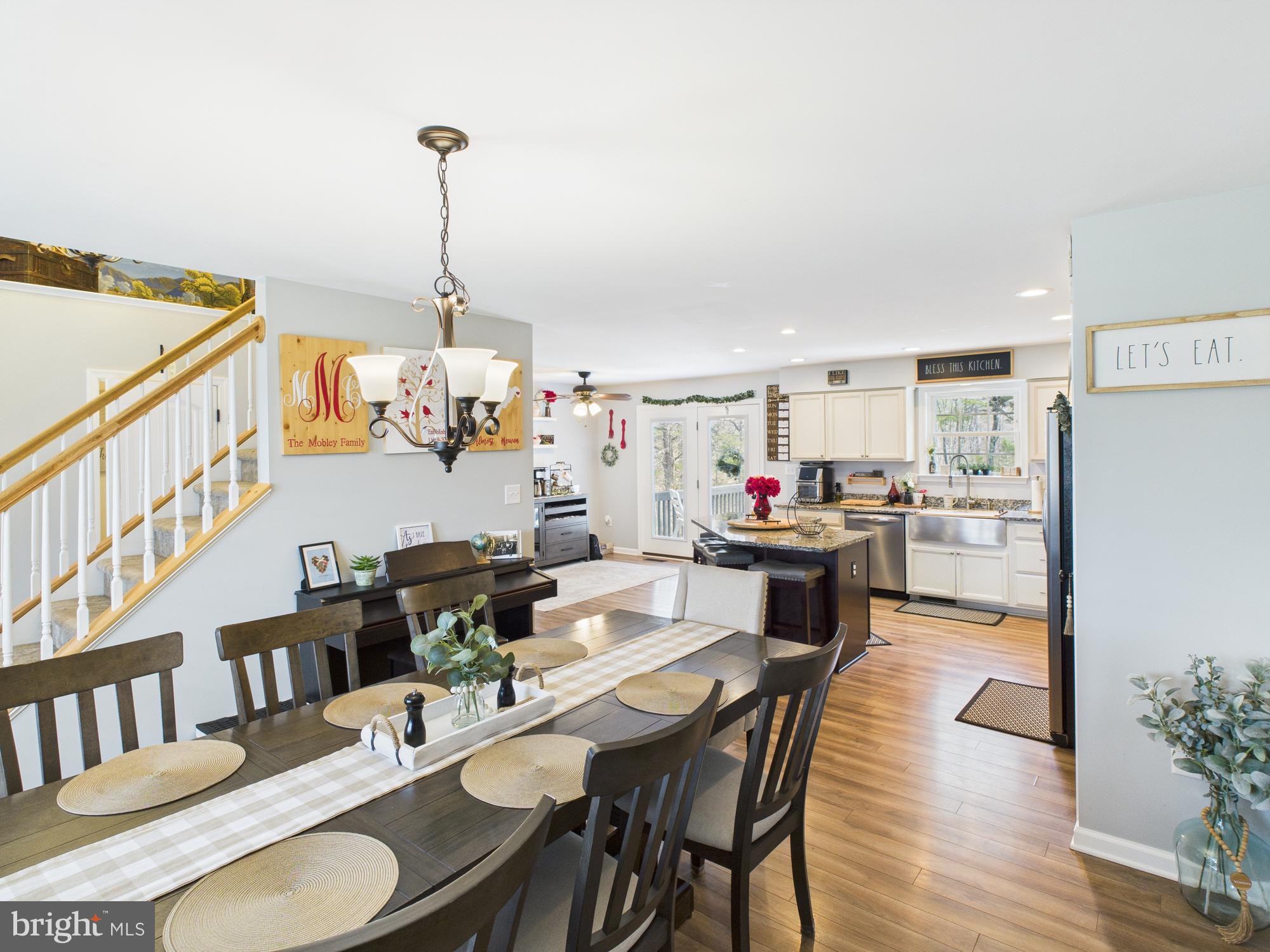 CLIFTON HILLS - Residential