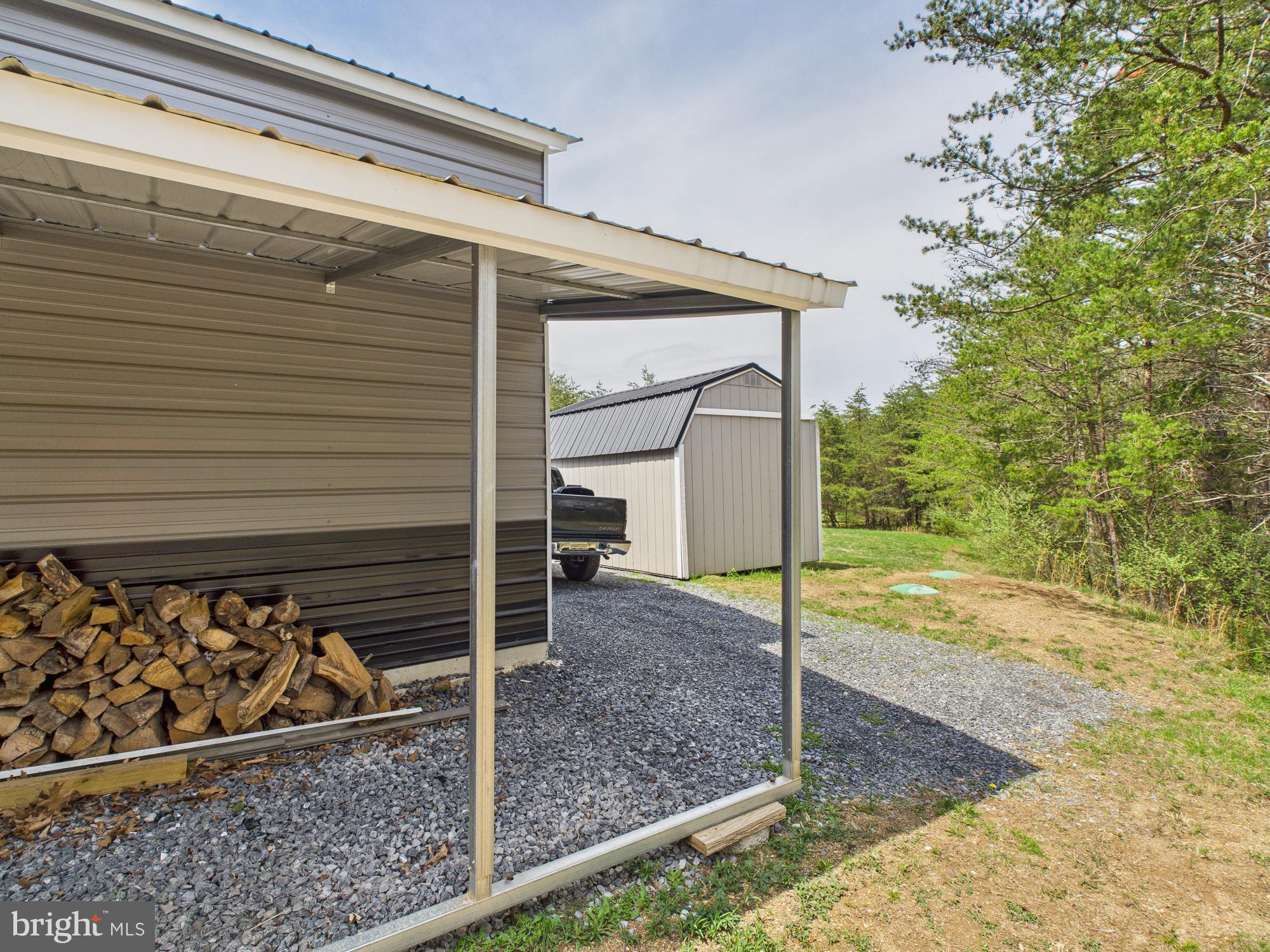 CLIFTON HILLS - Residential