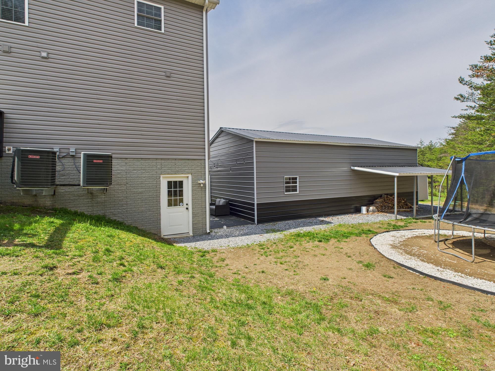 CLIFTON HILLS - Residential