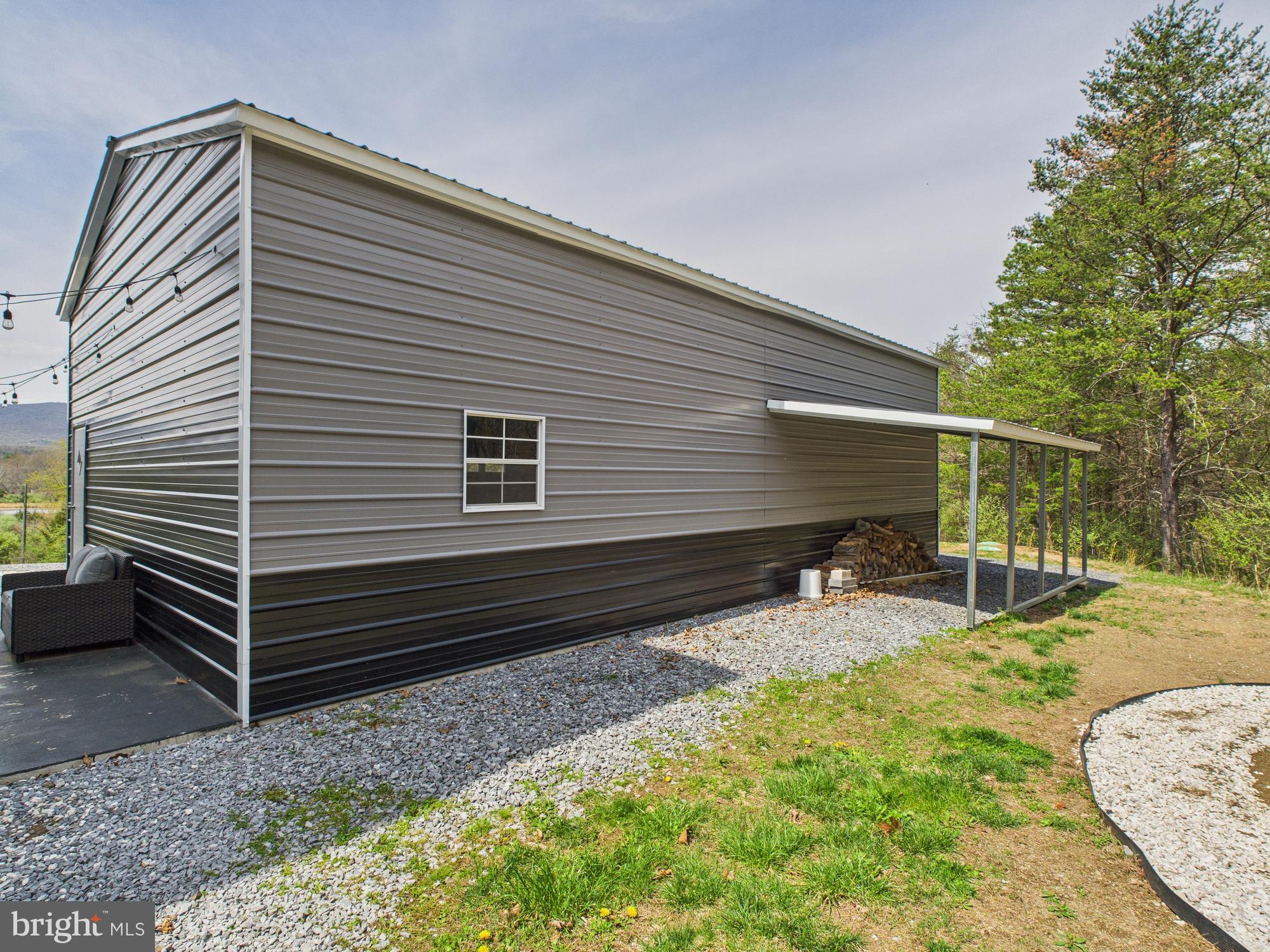 CLIFTON HILLS - Residential