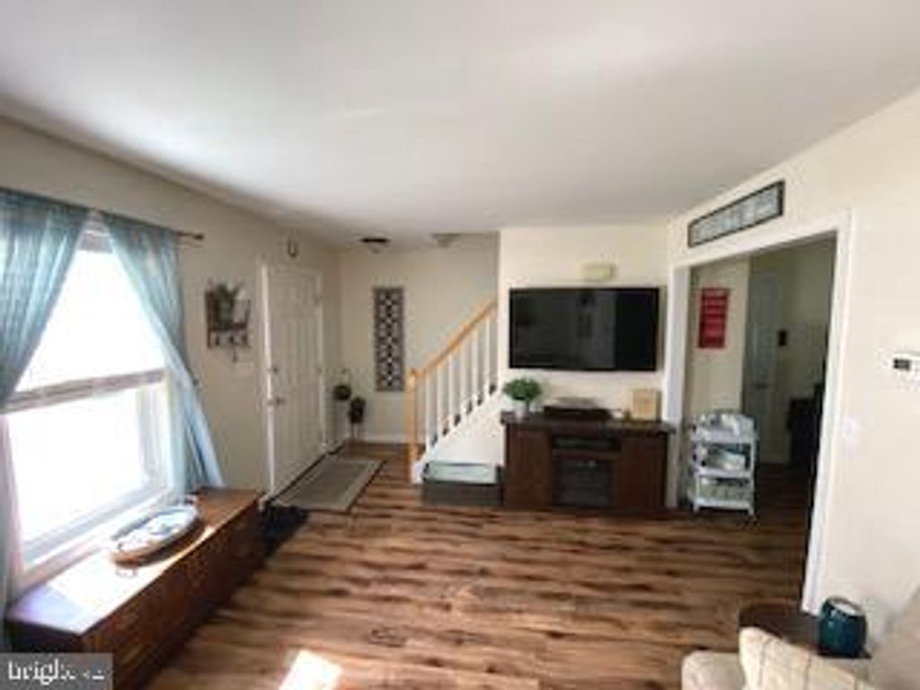 Photo of 34 Park Ridge Drive, ELIZABETHTOWN, PA 17022 (MLS # PALA2077554)