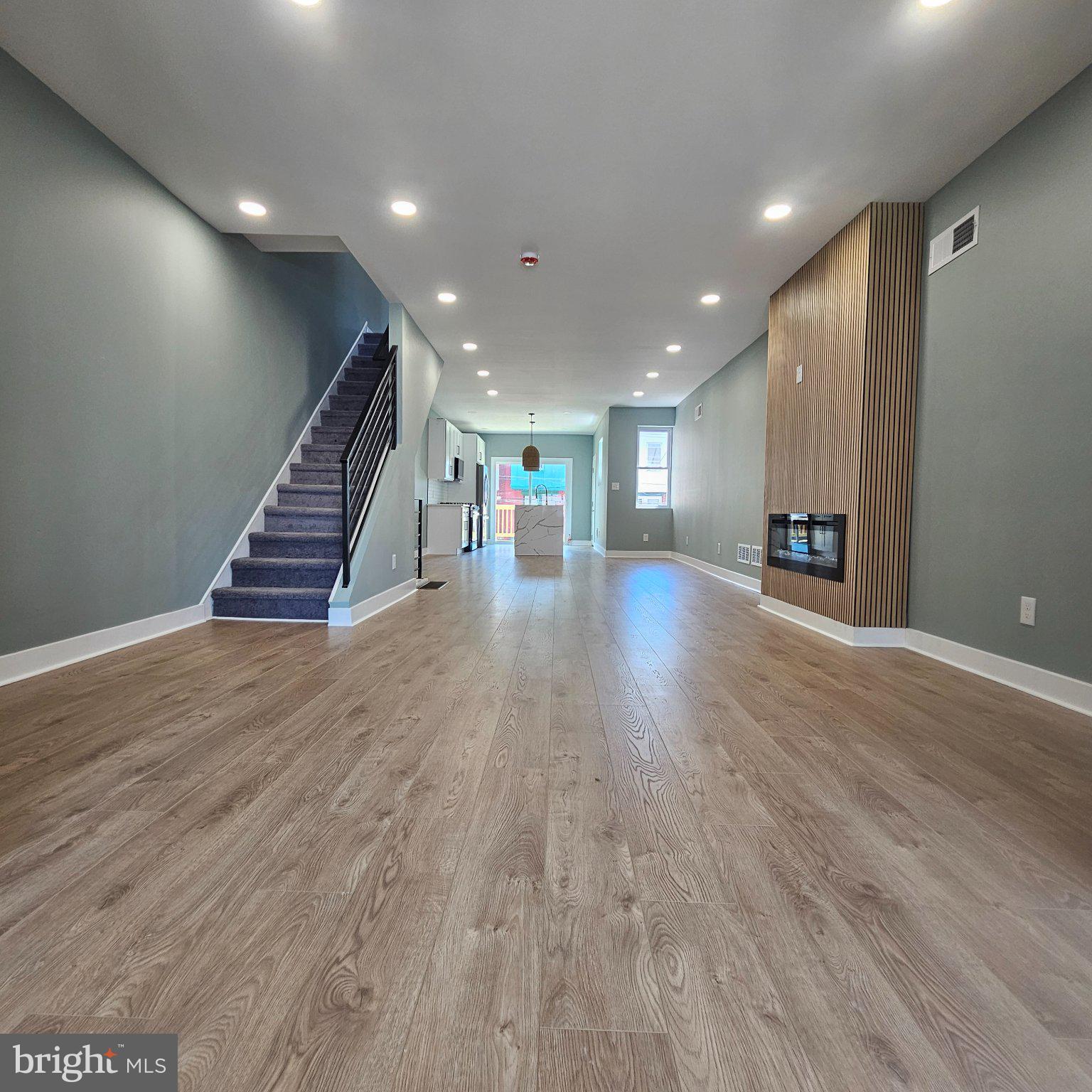 5025 N 9TH STREET