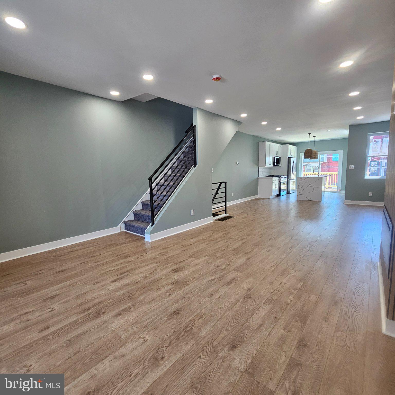 5025 N 9TH STREET