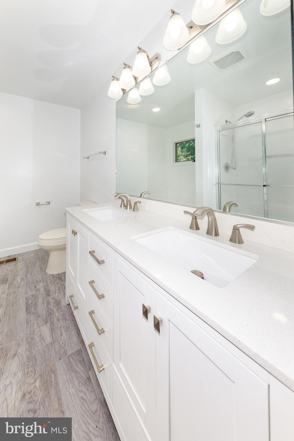 HORNBAKER - Residential Lease