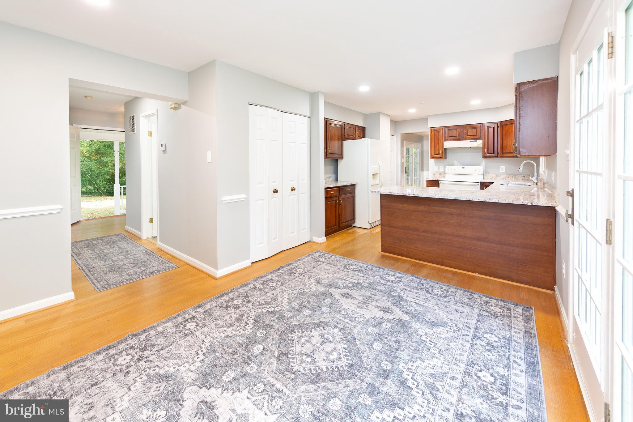 HORNBAKER - Residential Lease