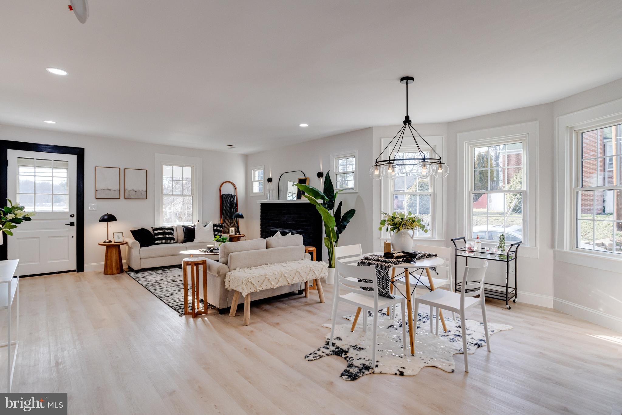 WOODLAWN - Residential