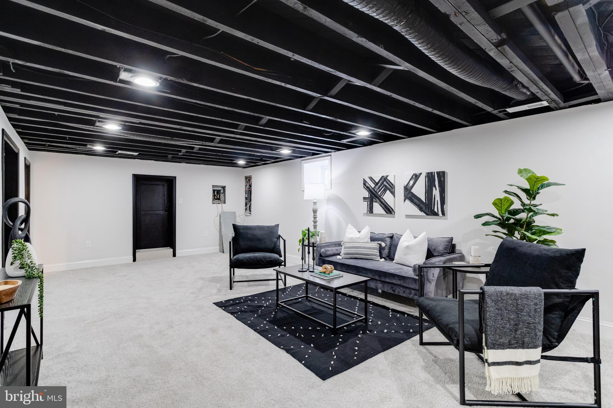 WOODLAWN - Residential