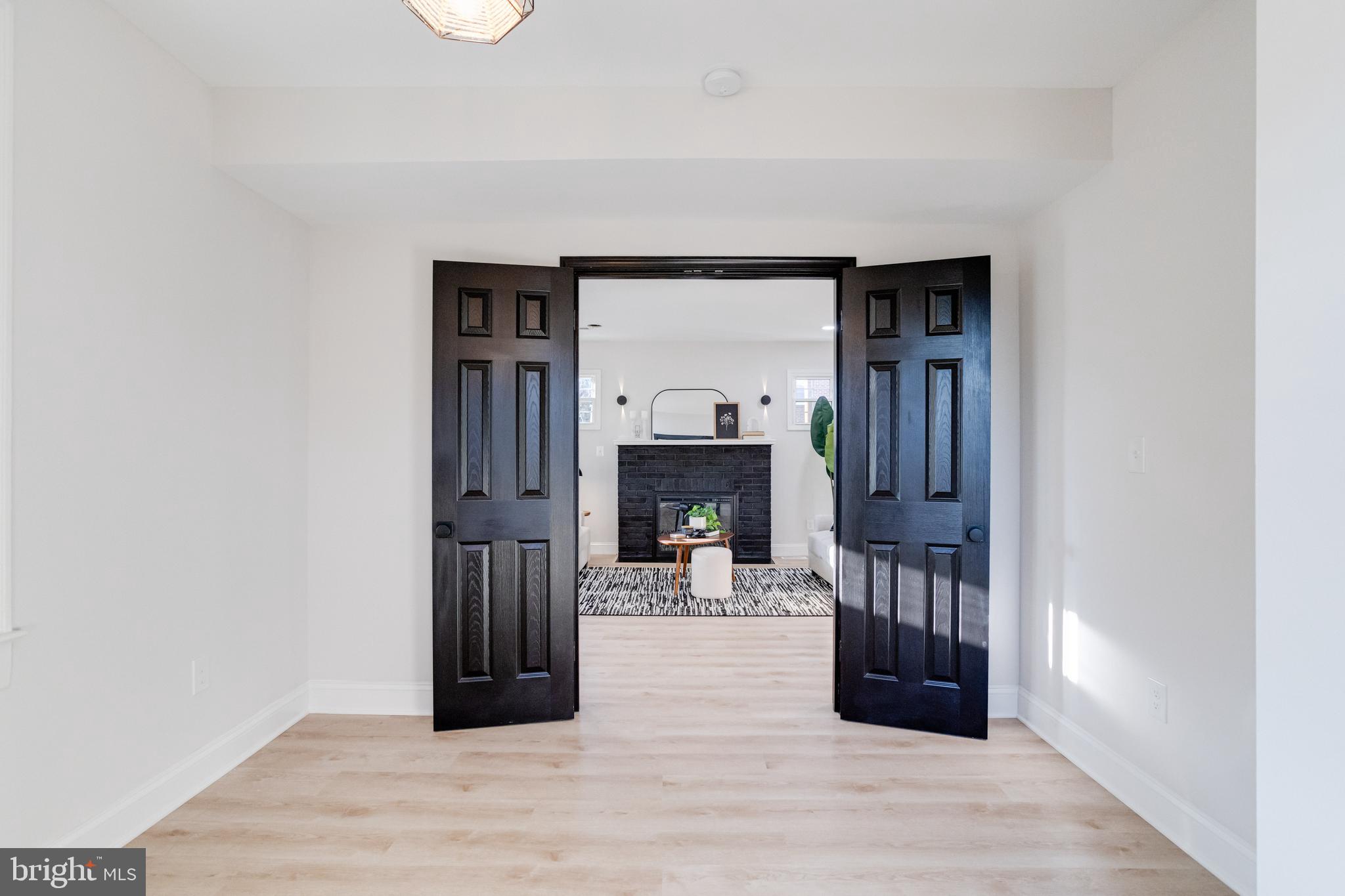 WOODLAWN - Residential