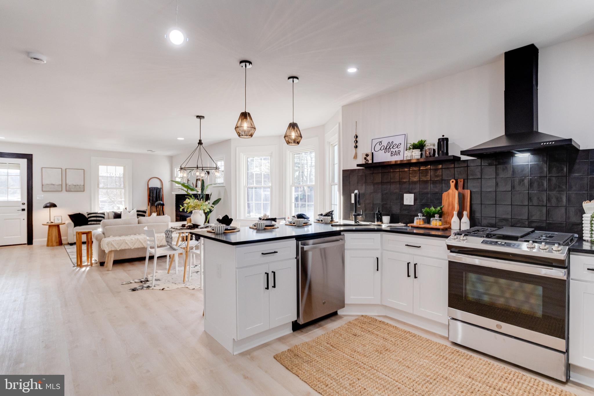 WOODLAWN - Residential