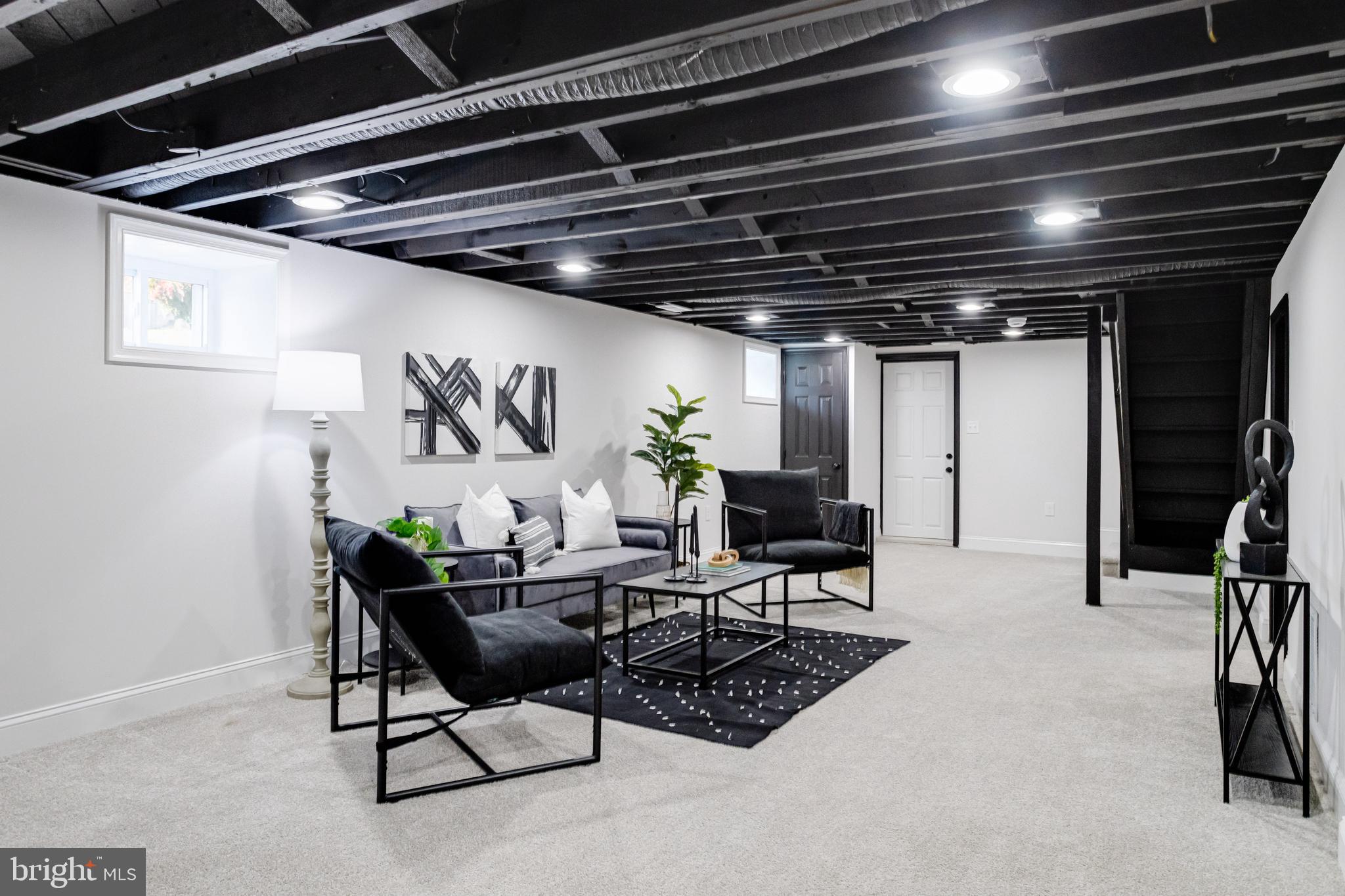 WOODLAWN - Residential