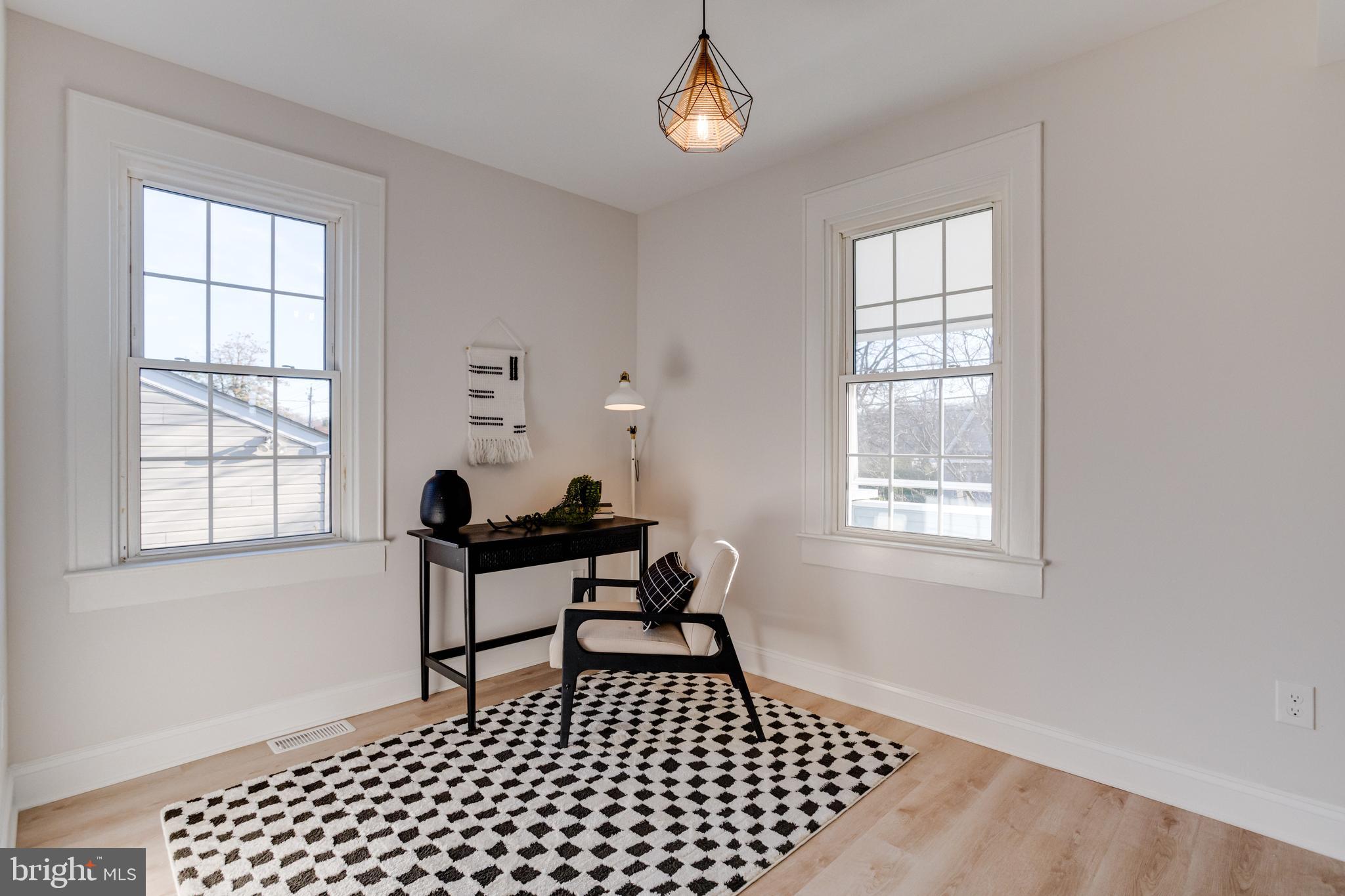 WOODLAWN - Residential