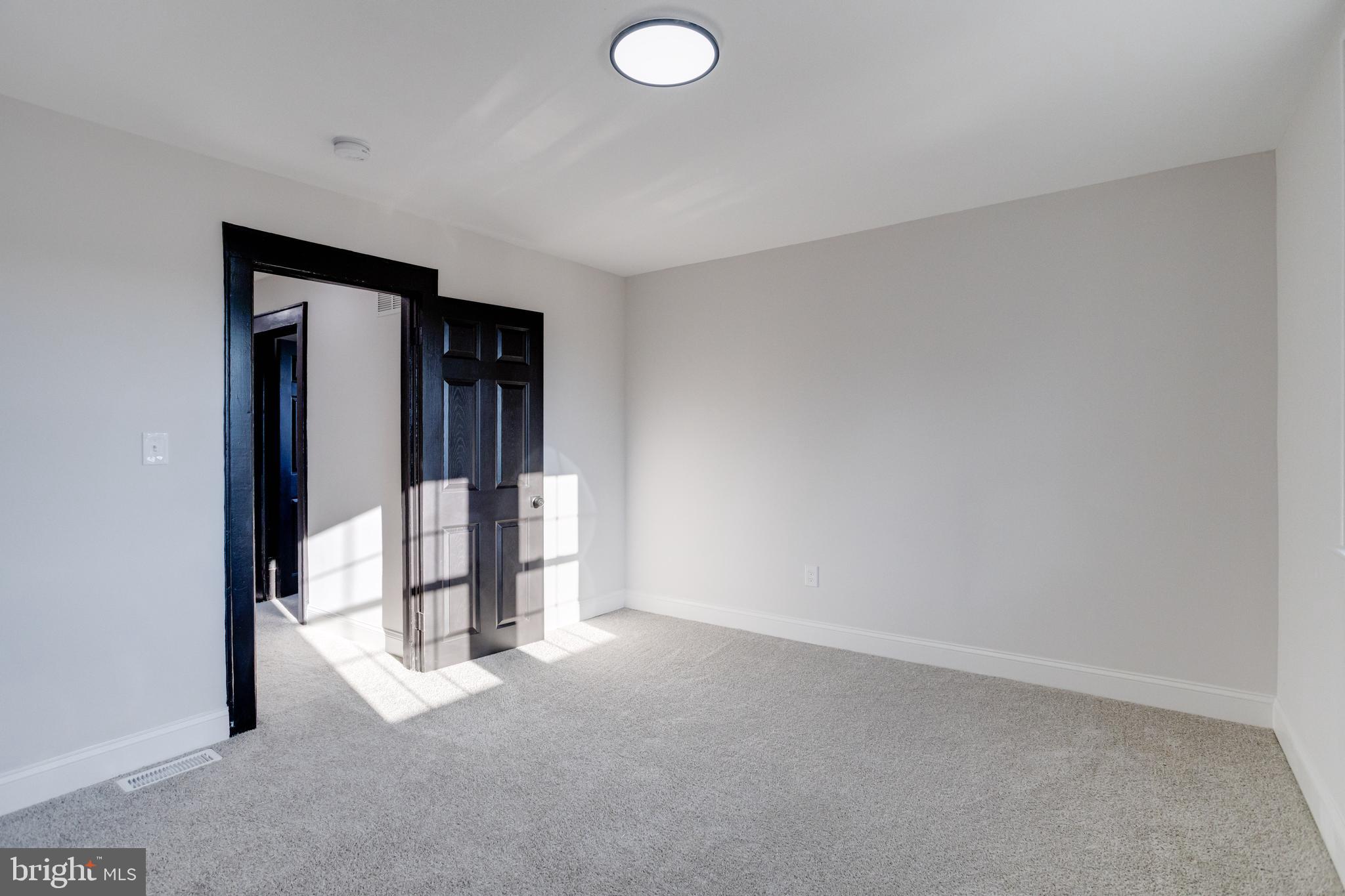 WOODLAWN - Residential