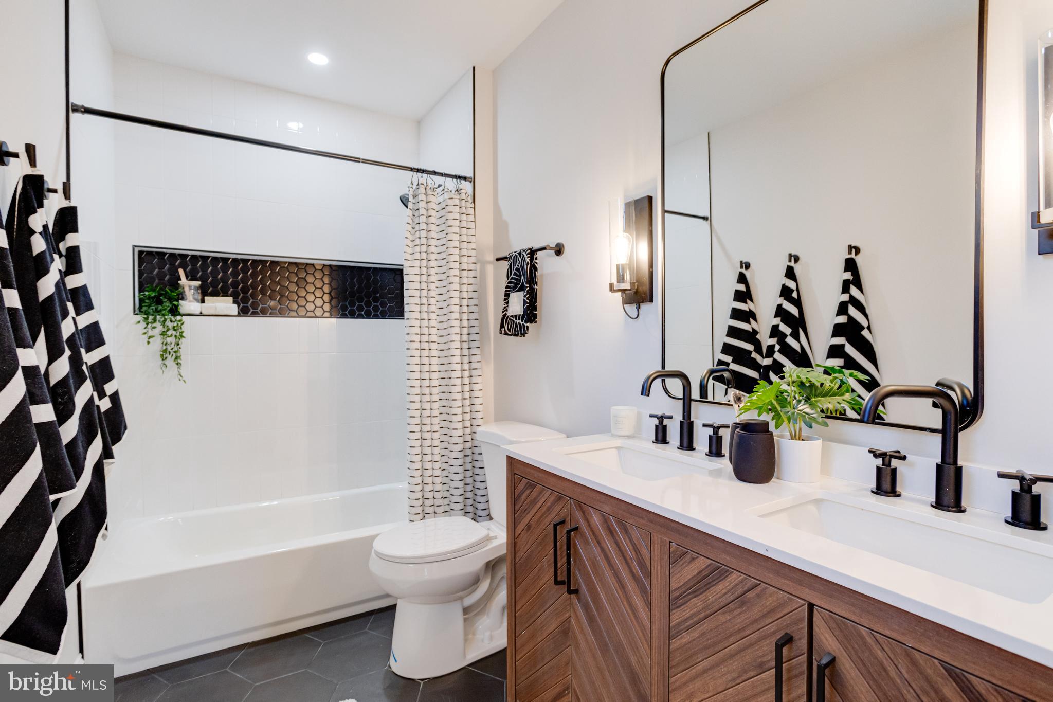 WOODLAWN - Residential