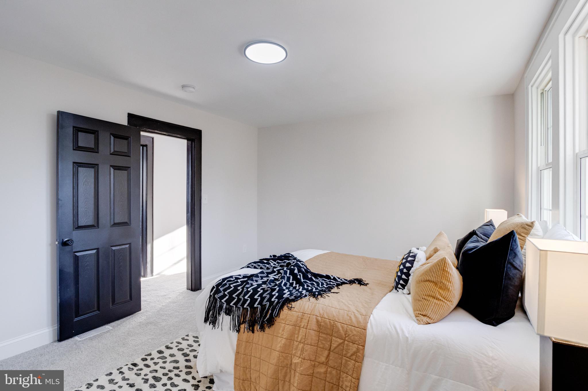 WOODLAWN - Residential