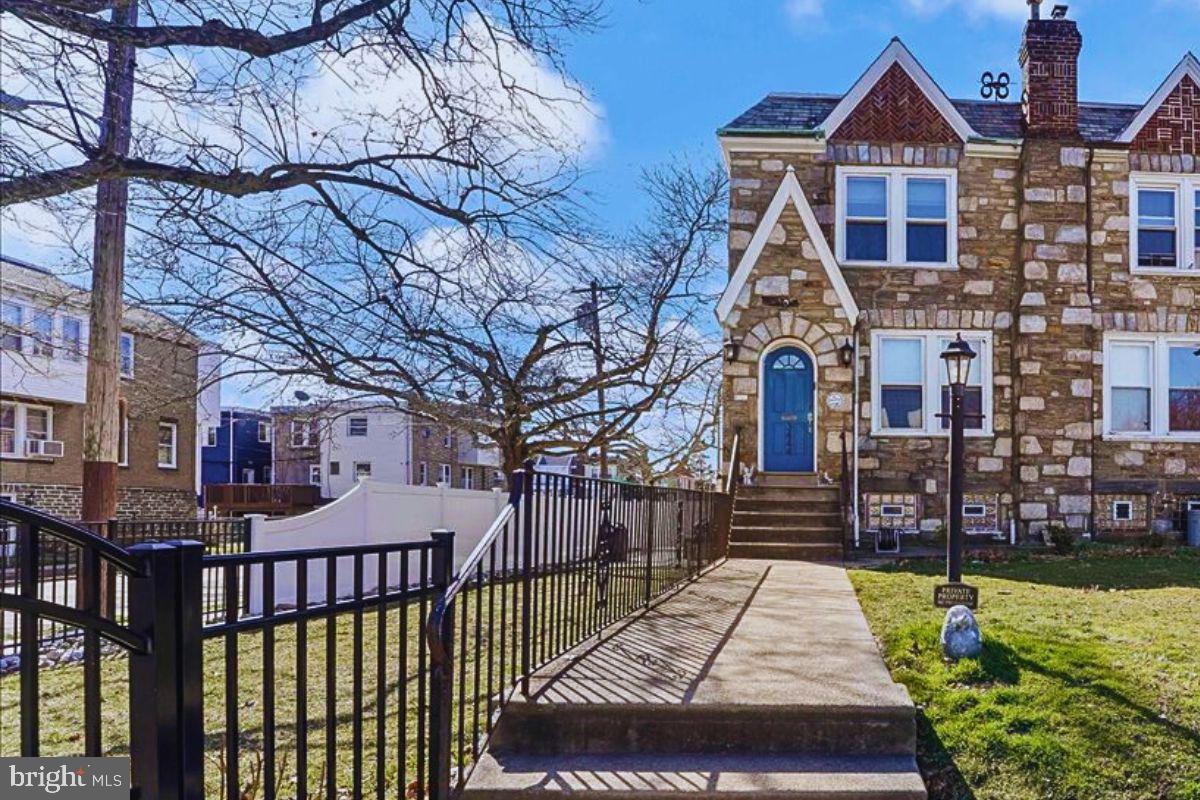 HOLMESBURG - Residential