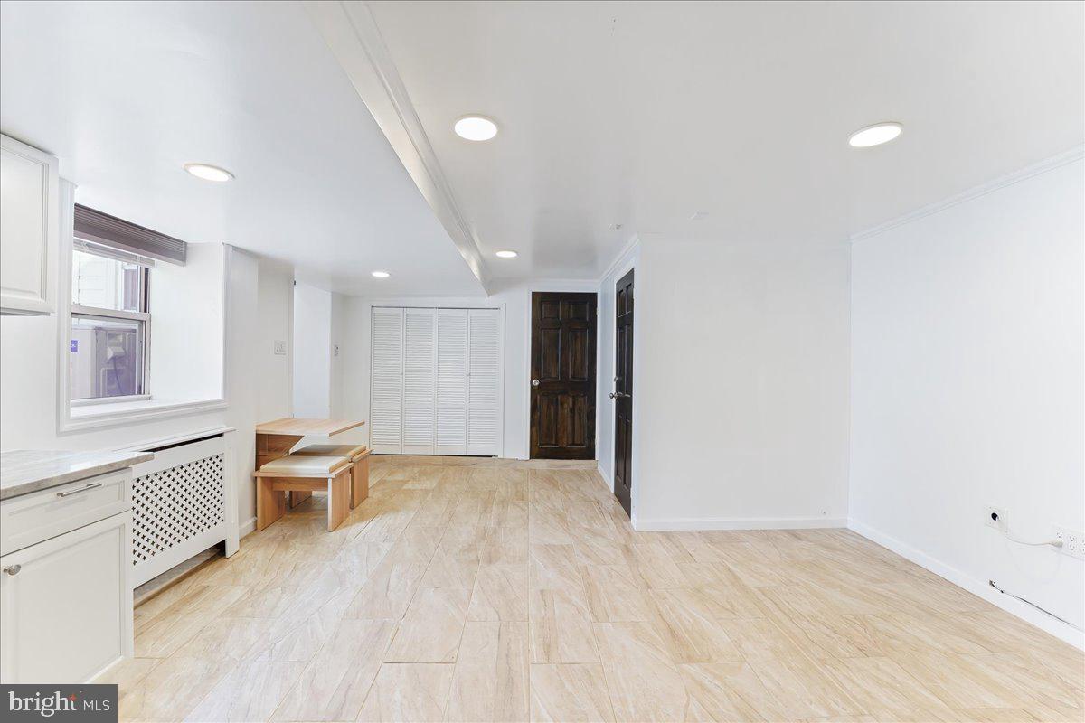 HOLMESBURG - Residential