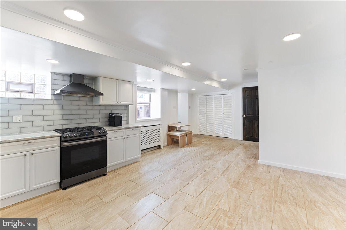 HOLMESBURG - Residential