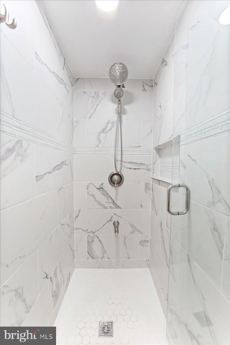 HOLMESBURG - Residential