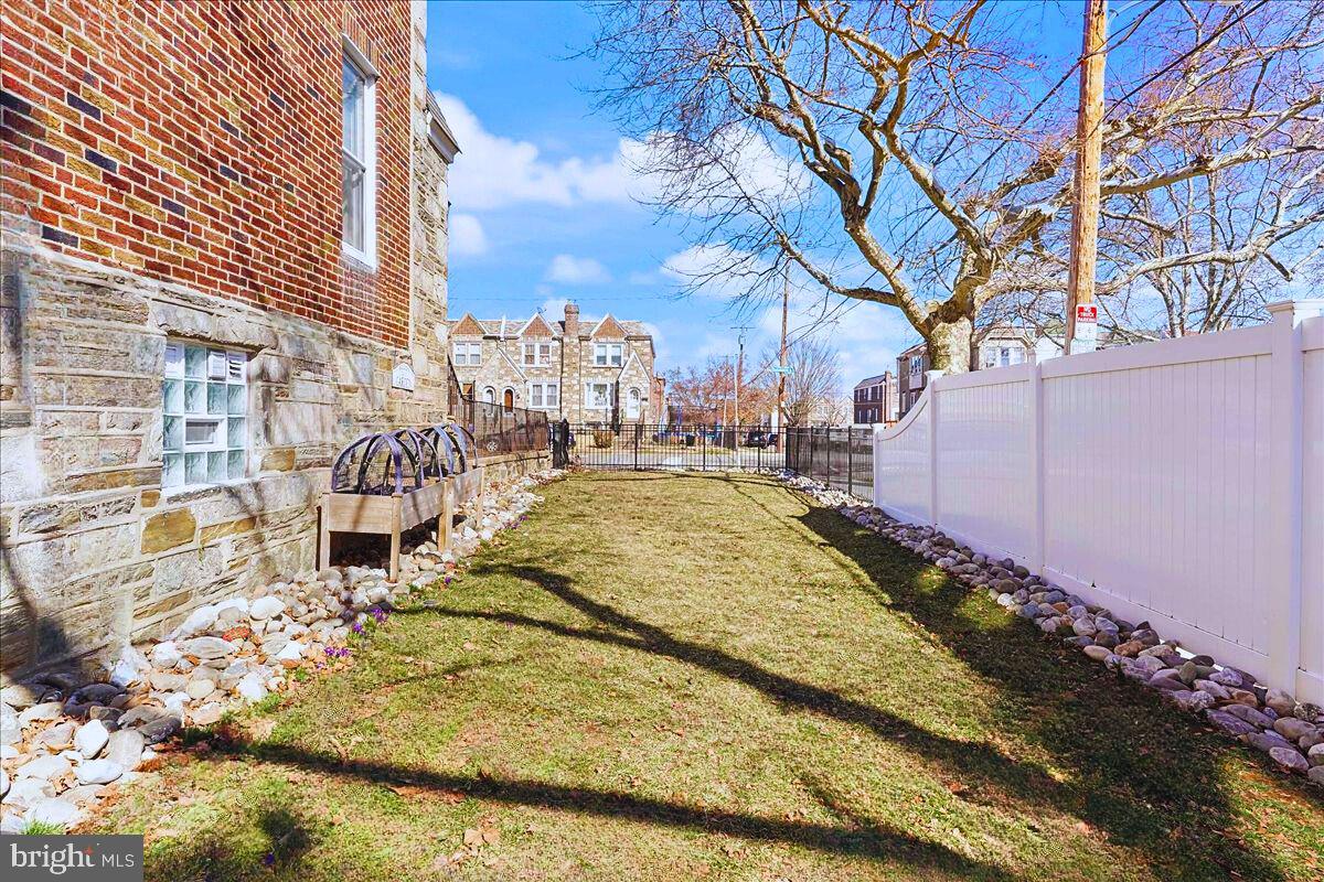 HOLMESBURG - Residential