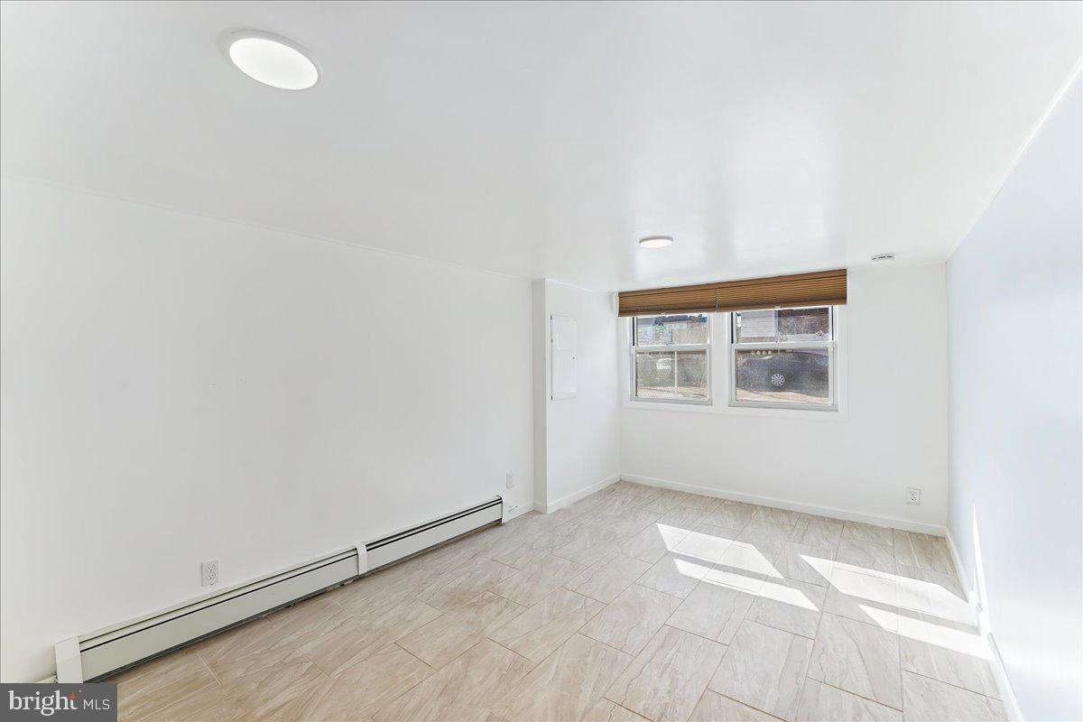 HOLMESBURG - Residential