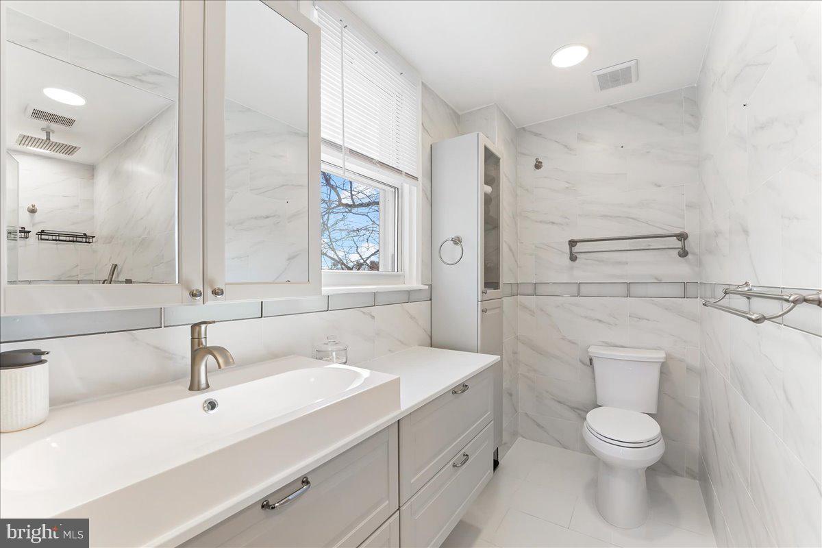 HOLMESBURG - Residential