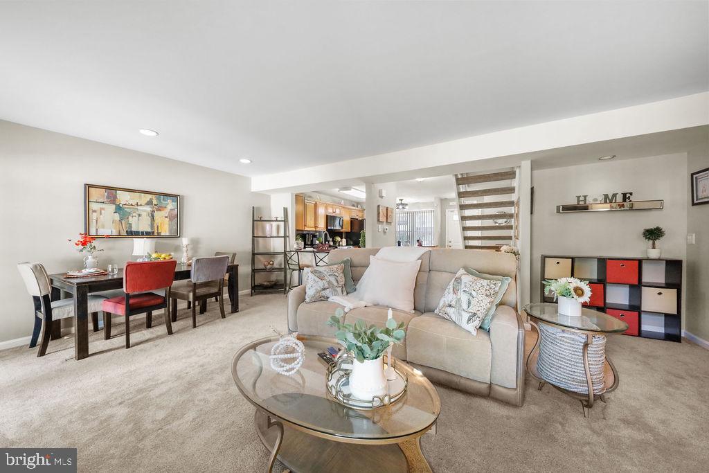 205 ROYAL DRIVE