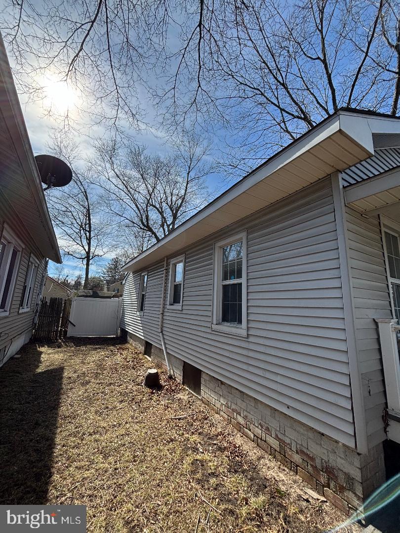 EASTON - Residential